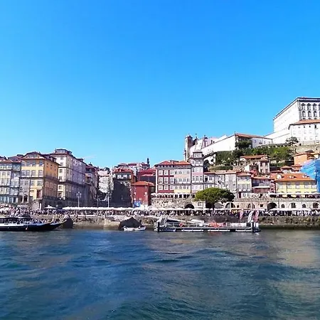Yatch Barracuda Douro Marina Boat Sleep Experience Botel