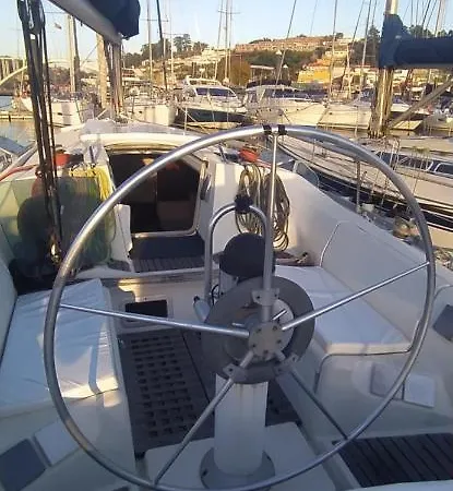 Yatch Barracuda Douro Marina Boat Sleep Experience 보트호텔 *