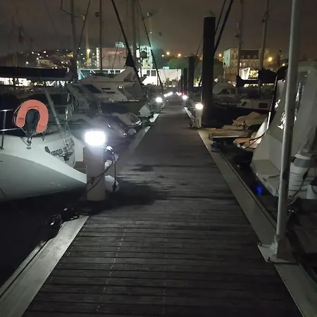 Yatch Barracuda Douro Marina Boat Sleep Experience Βίλα Νόβα ντε Γκάια