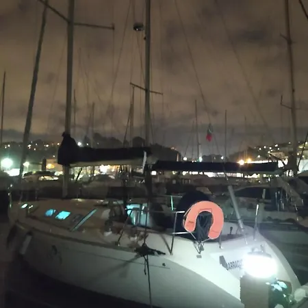 보트호텔 Yatch Barracuda Douro Marina Boat Sleep Experience