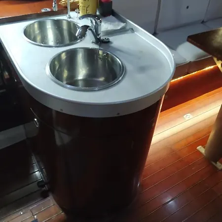 Yatch Barracuda Douro Marina Boat Sleep Experience 보트호텔