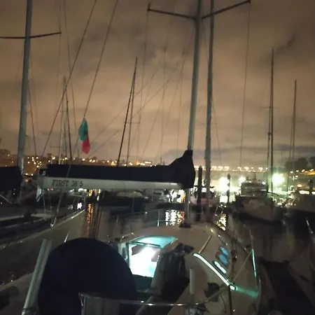 Yatch Barracuda Douro Marina Boat Sleep Experience * Βίλα Νόβα ντε Γκάια
