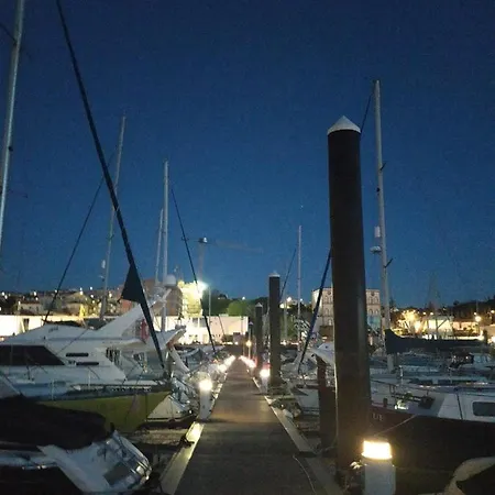 Yatch Barracuda Douro Marina Boat Sleep Experience 보트호텔 *